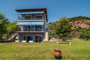 ziourkas4b
